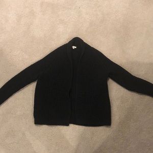 Gap sweater